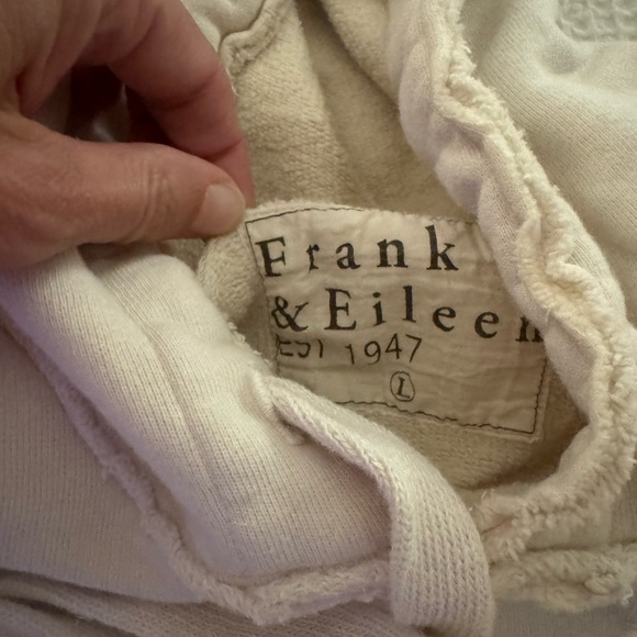 FRANK & EILEEN MELANIE Hoodie Vintage White Triple Fleece Hoodie EUC - Picture 5 of 6